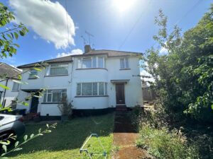 Ellesmere Avenue NW7